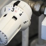 La vulnérabilité énergétique, c’est aussi les m2 et le chauffage thermostat