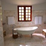 Sol de Salle de bain : quel revêtement choisir ? revetement sol de Salle de bain