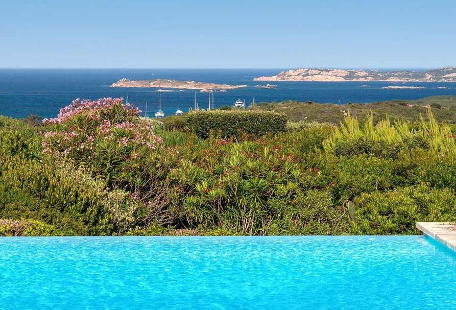 Pourquoi investir dans l'immobilier en Corse ?
