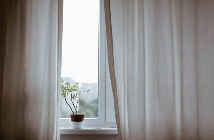 Comment améliorer l'isolation phonique de son logement ?