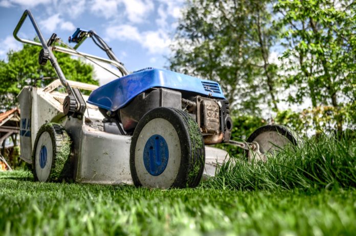 comment enretenir son materiel de jardin au fil des saisons