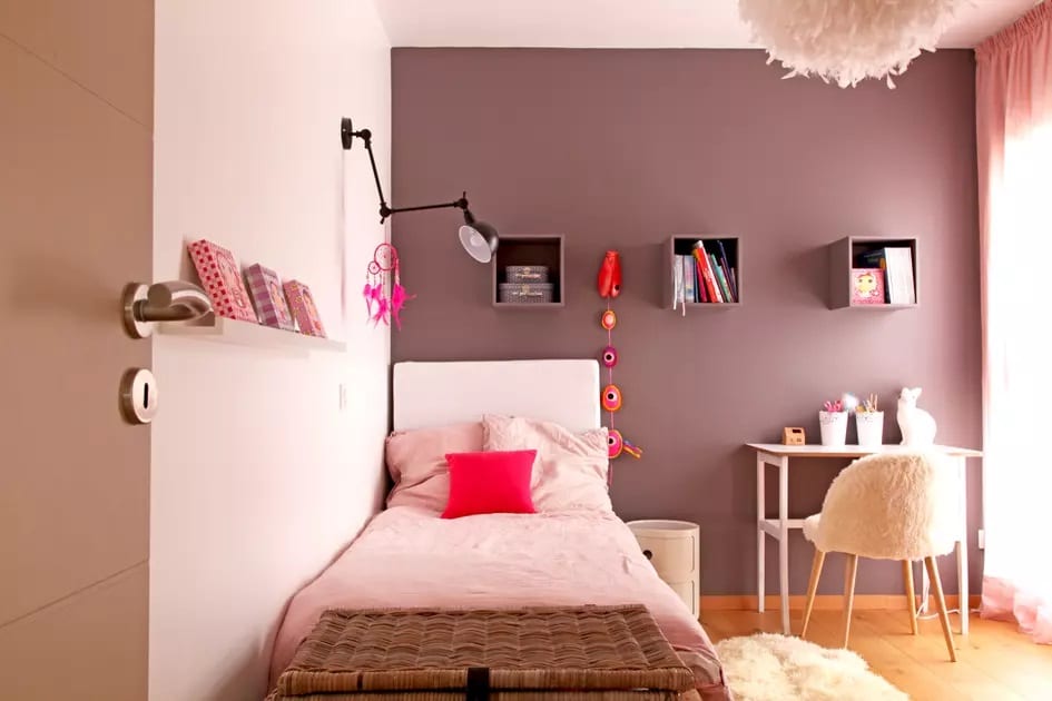 chambre rose poudré et taupe