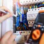 Mise aux normes électriques : quand et par qui ? mise aux normes electriques