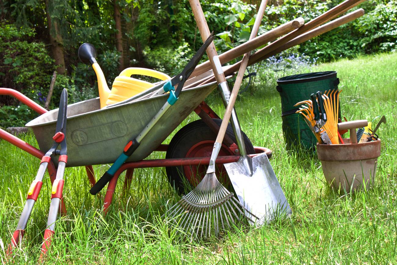 Les outils pour l'entretien du jardin et de la maison