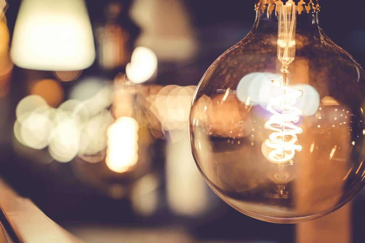 Plafonnier : passez aux LED !