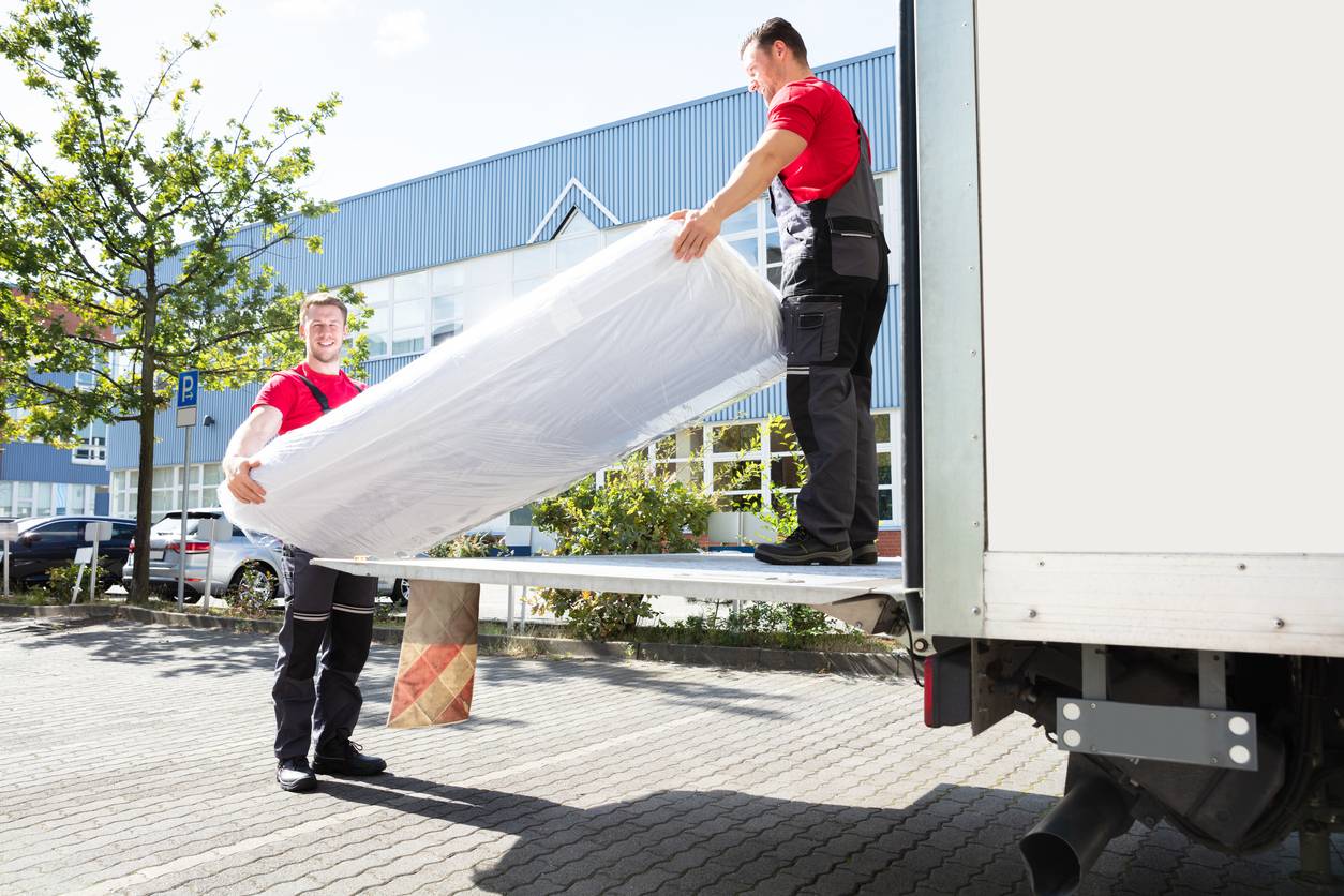 Débarras de maison : quand faire appel à des professionnels ?