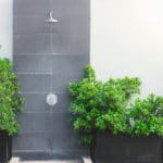 Comment bien choisir une douche d’extérieur ? Comment bien choisir une douche d'extérieur