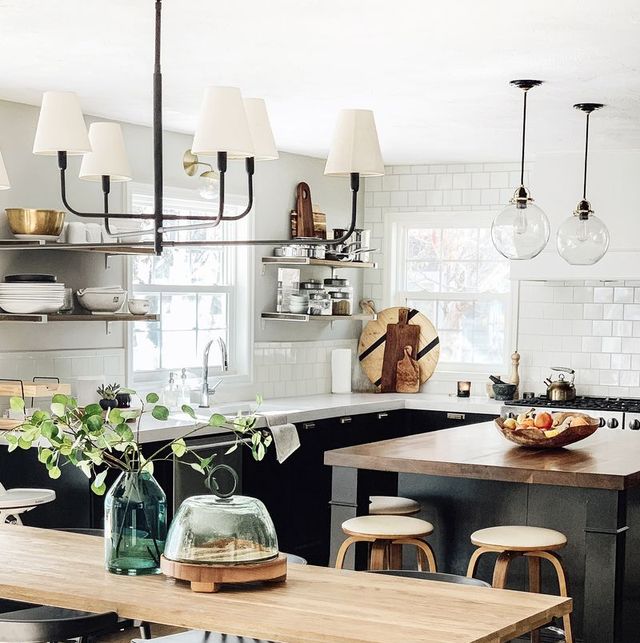 cuisine en noir avec bois