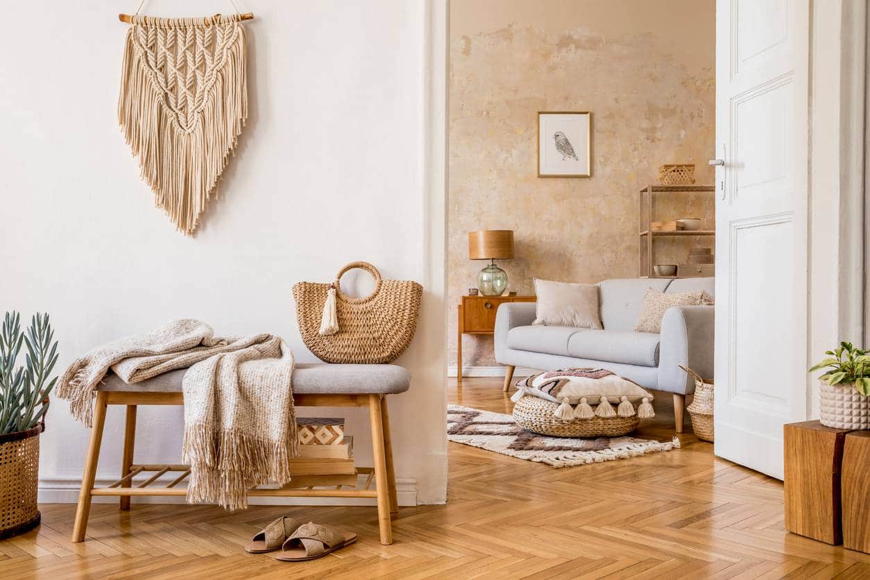 Bois et matières végétales : comment les intégrer parfaitement à votre déco ?