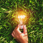 Comment passer à l’électricité verte ? Qu’est-ce que l’électricité verte ? Et comment s’y mettre ?