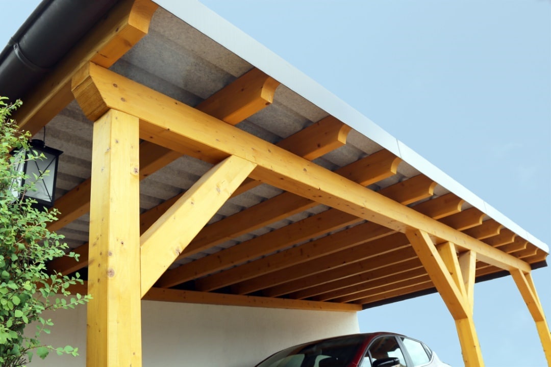 installer un carport en bois voiture