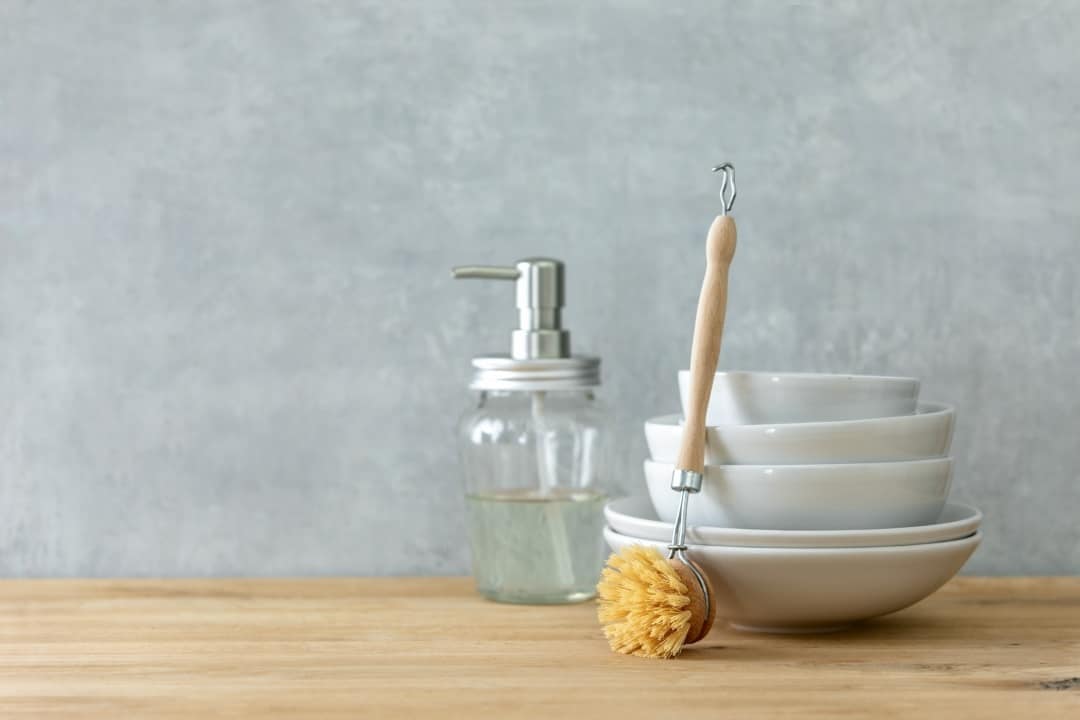 7 façons de faire sa vaisselle de manière écologique