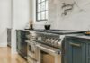 Pourquoi opter pour une cuisine durable avec des meubles inox ? cuisine durable avec des meubles inox