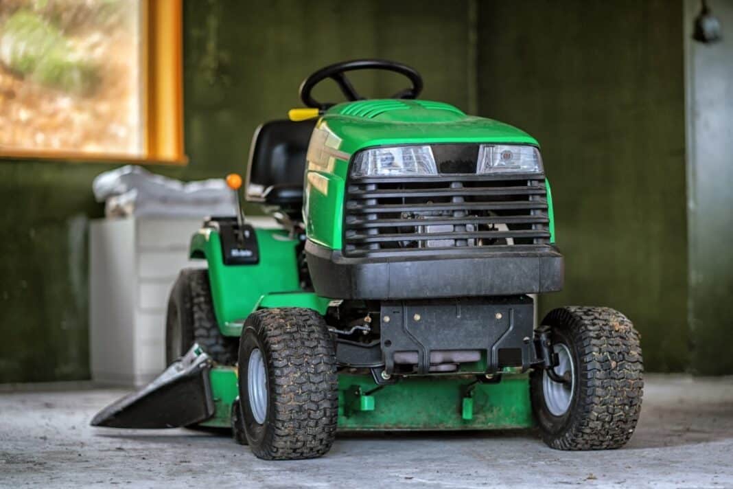Comment changer un pneu de tracteur tondeuse soi-même