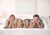 Enfant, parents, adolescent… Quelle couette pour quel membre de la famille ? couette famille