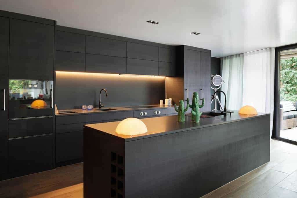 cuisine noire ambiance nature