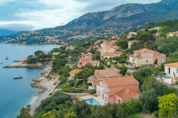 Bord de mer : ces zones où l’érosion des côtes fait craindre le pire aux propriétaires