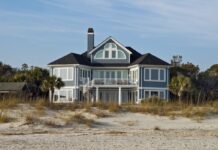 Maison au bord de mer : les matériaux qui résistent Maison au bord de mer : les matériaux qui résistent