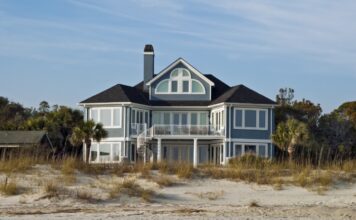 Maison au bord de mer : les matériaux qui résistent Maison au bord de mer : les matériaux qui résistent