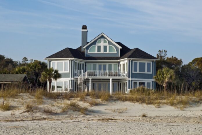 Maison au bord de mer : les matériaux qui résistent