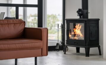 Associer chauffage au bois et ambiance intérieure : un design durable, chaleureux et authentique Associer chauffage au bois et ambiance intérieure